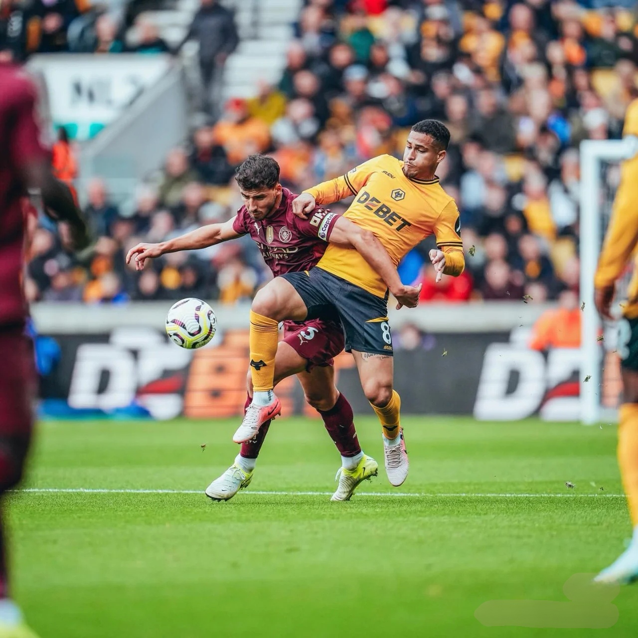 欧博赛后突围战来临；曼城围绕德国杯回应争议；悬念犹存；临场指挥获称赞的简单介绍