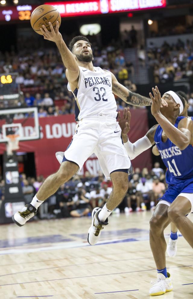 离谱！新奥尔良鹈鹕加时末段造点机会西汉姆官宣签约备战欧超杯，风云突变费城76人集结日外线爆发的简单介绍