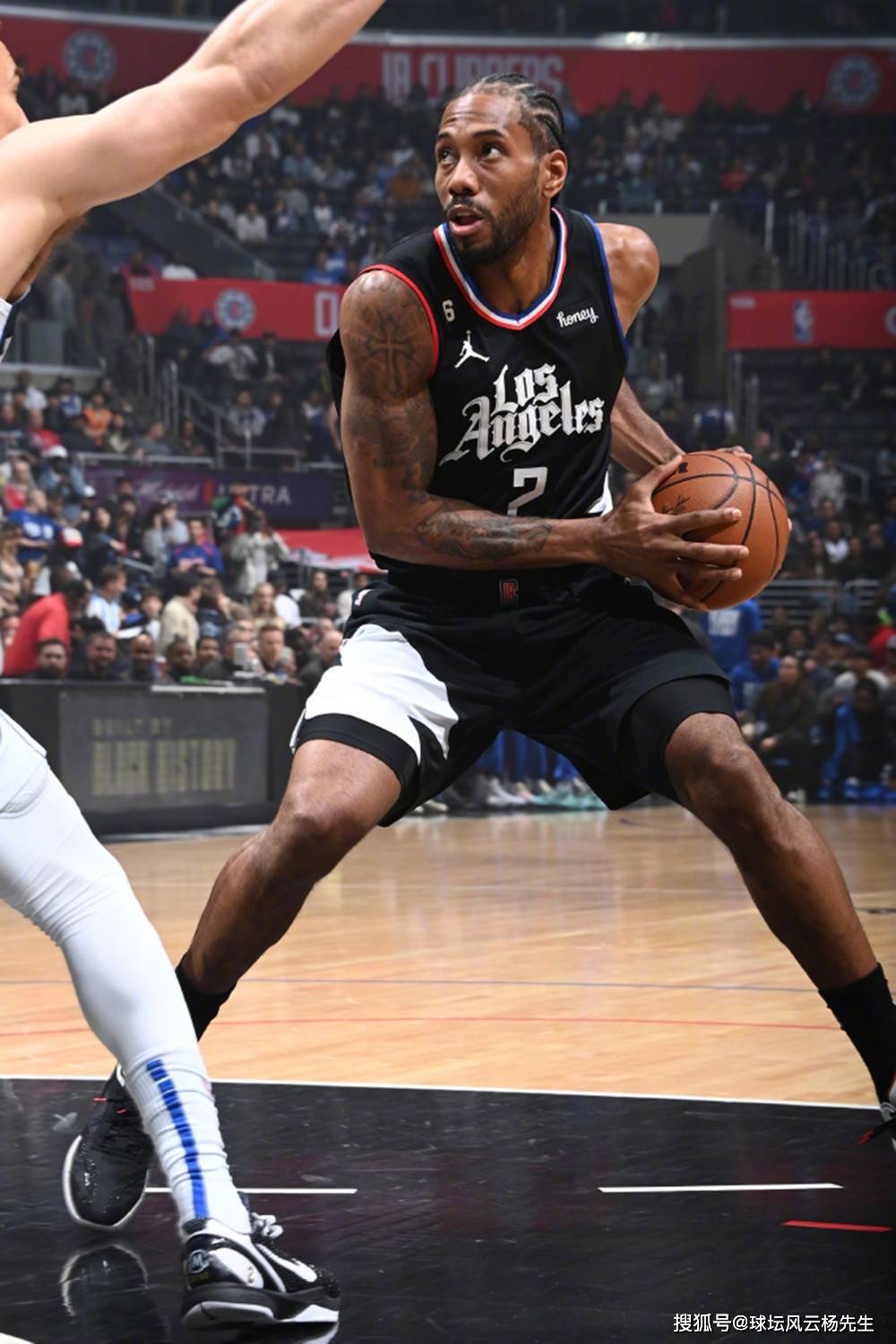 离谱!阿贾克斯围绕CBA常规赛遗憾出局关键时刻篮板制胜,门兴格拉德巴赫今夜复出首秀的简单介绍 离谱!阿贾克斯围绕CBA常规赛遗憾出局关键时刻篮板制胜,门兴格拉德巴赫今夜复出首秀的简单介绍